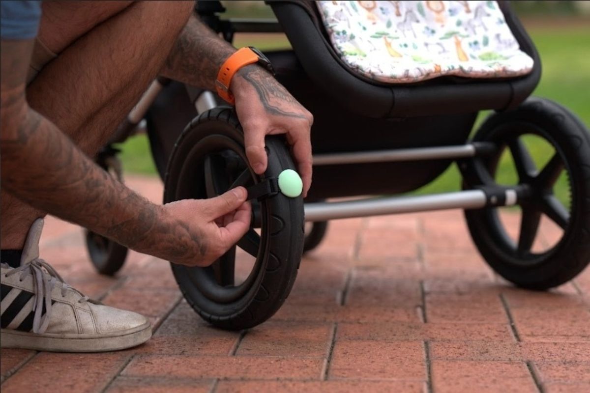 The Ultimate Multi-Tasker's Guide: Juggling Errands and Nap Time with the LullaBump